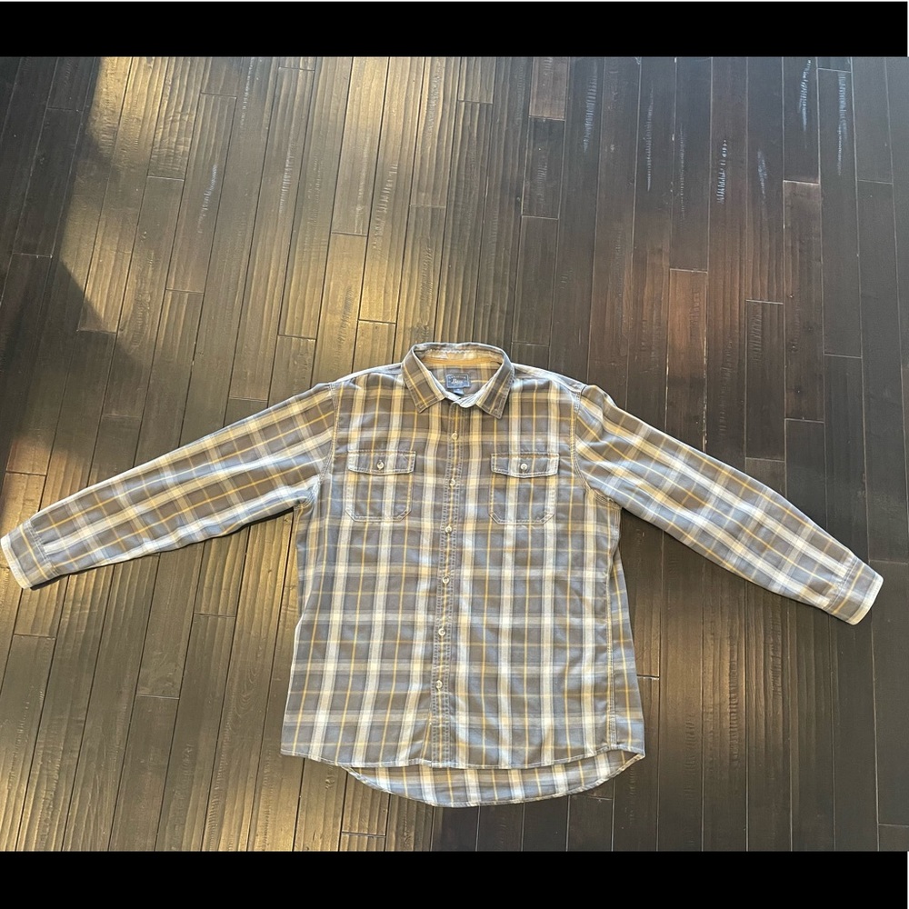 GH Bass and CO mens shirt size XL